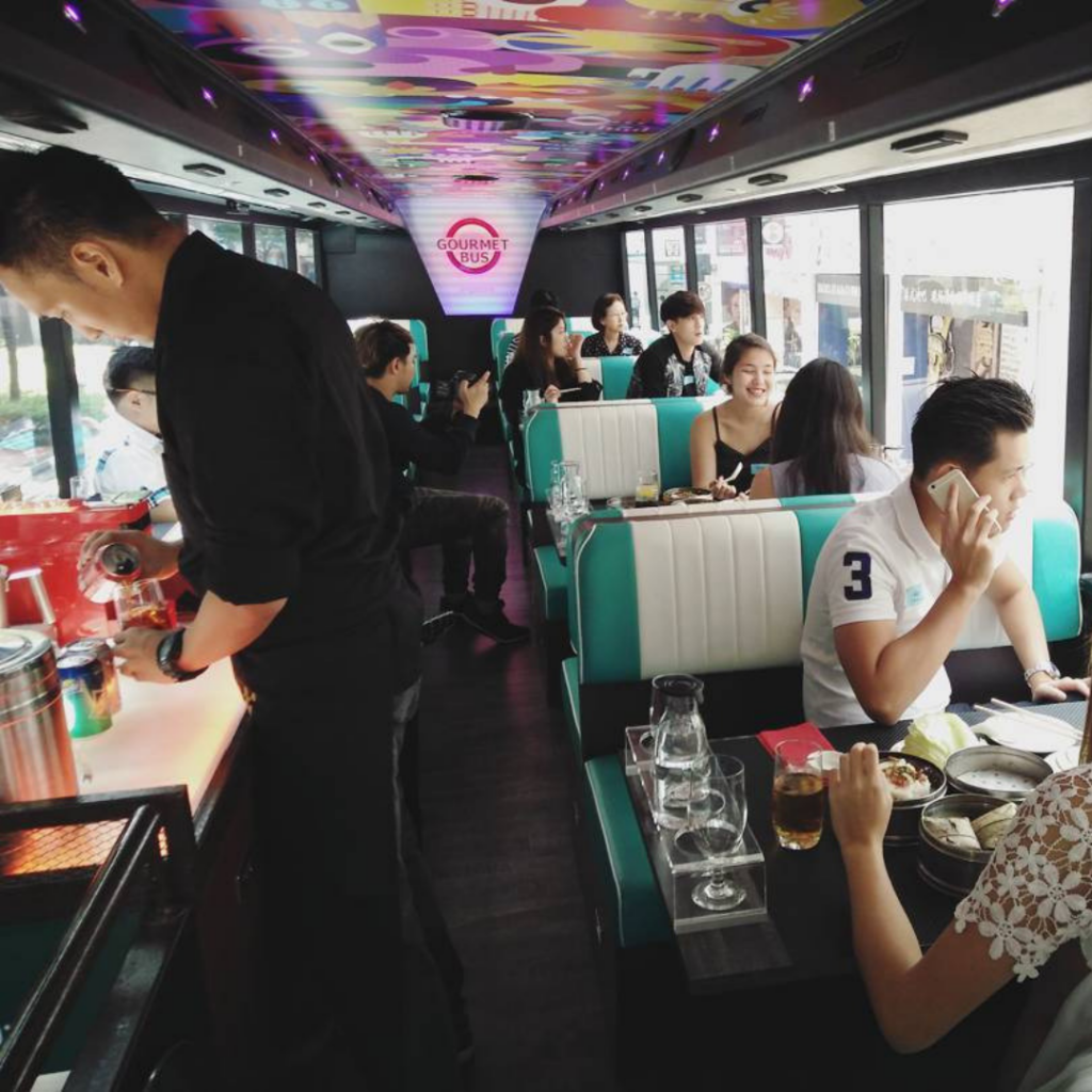 where to eat in singapore : Singapore Gourmet Bus