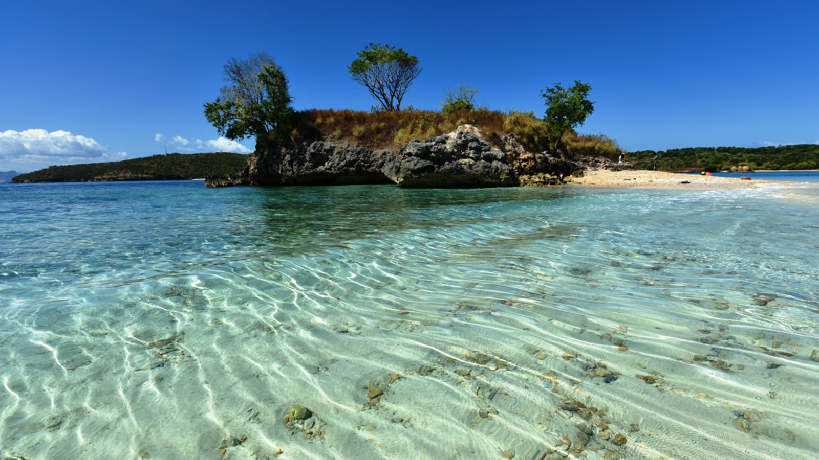 Southern Lombok Pink Beach Snorkeling Tour